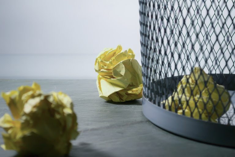 picture of trash basket